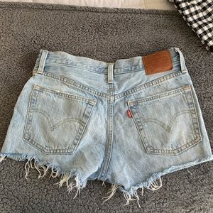 Levi’s 501 Cutoff Jean Shorts